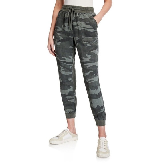 Splendid Super Soft Camo Jogger - Picture 1 of 9